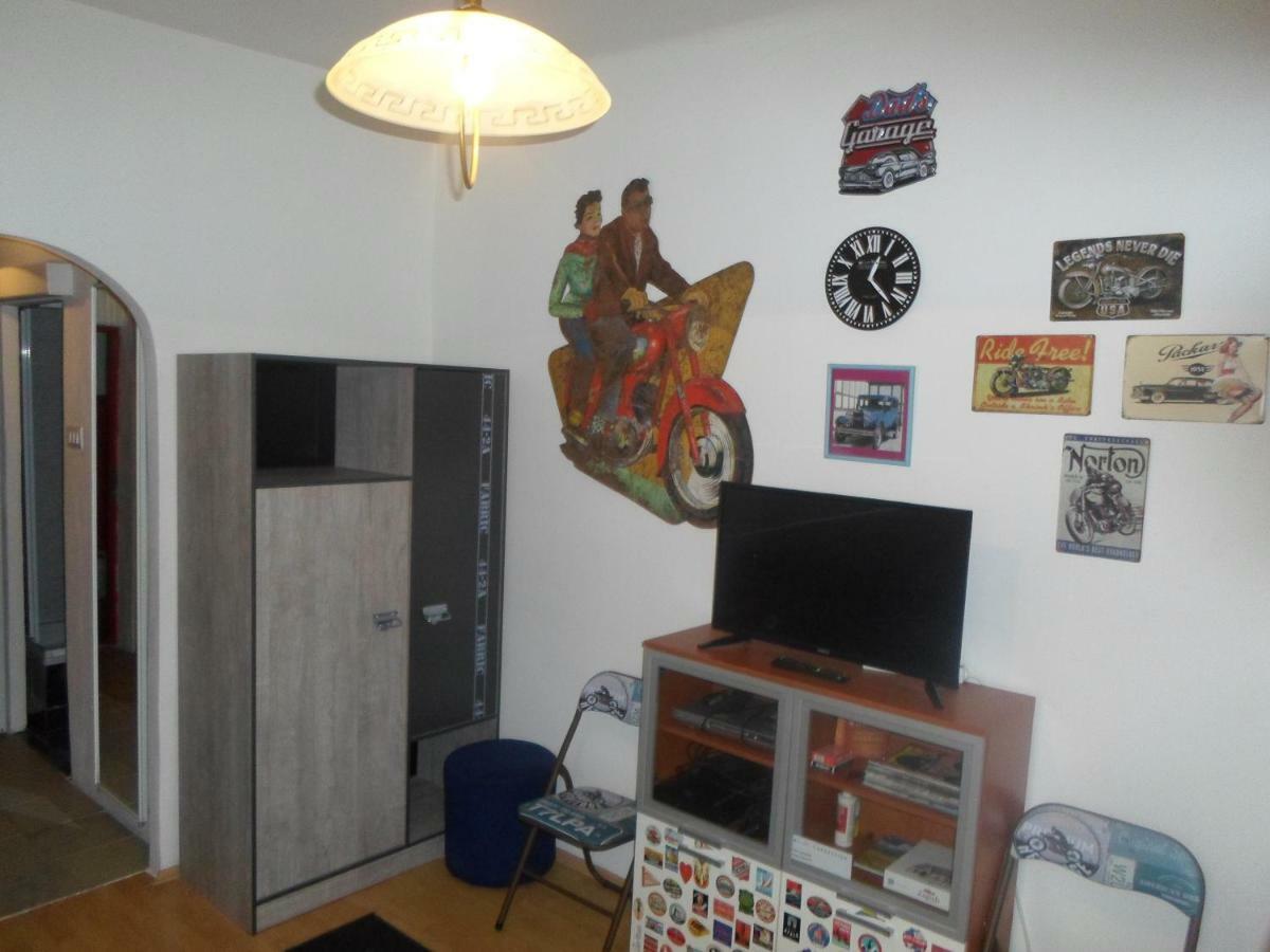 Senka Appartement Zagreb Buitenkant foto